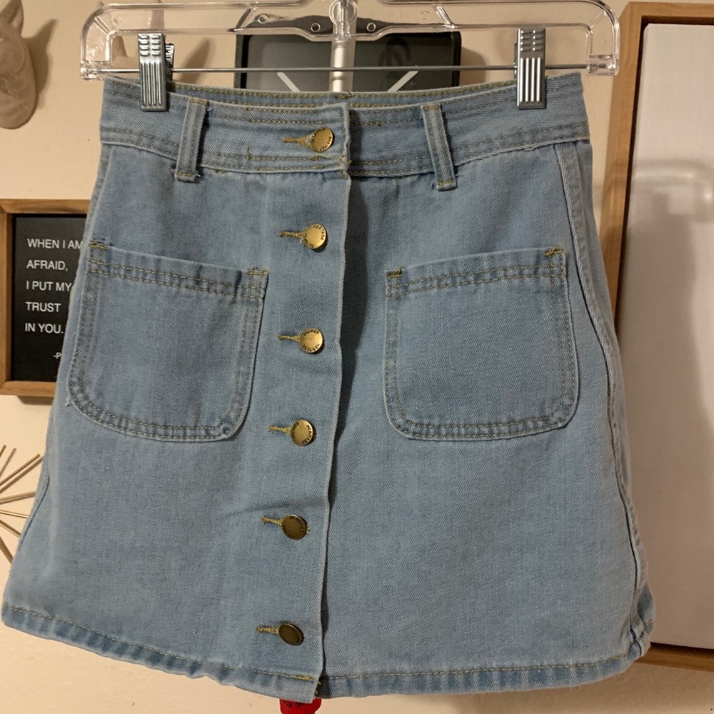 Denim skirt